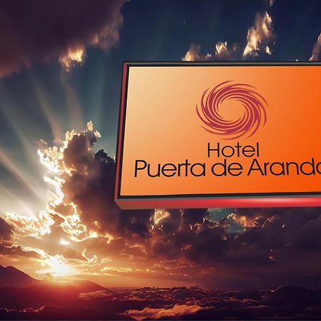 Hotel Y Restaurante Puerta De Aranda อารันดา เด ดวยโร ภายนอก รูปภาพ