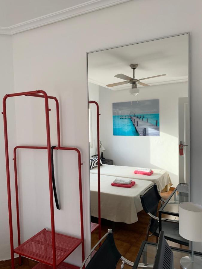 Hotel Y Restaurante Puerta De Aranda อารันดา เด ดวยโร ภายนอก รูปภาพ